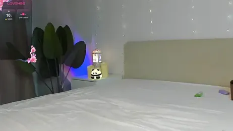 Emmanuelleee webcam model stream image