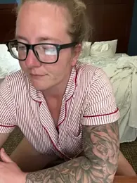 Lizzyloo webcam model stream image