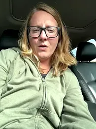 Lizzyloo webcam model stream image