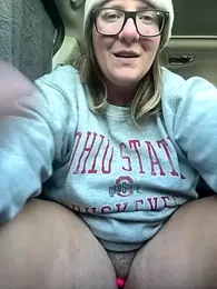 Lizzyloo webcam model stream image