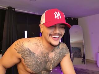 Colton White webcam flirt4free model stream image