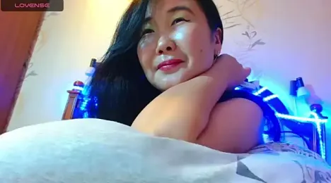 Bet_Lu webcam model stream image