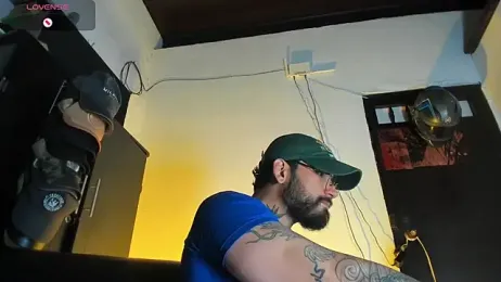 CamiloGray_ webcam model stream image