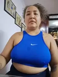 CurvyHeat webcam stripchat model stream image