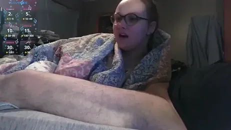 TurtleLady420 webcam model stream image