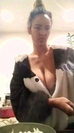 Asiancat83 webcam model stream image