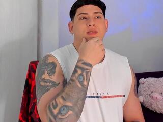 Breth Colton webcam flirt4free model stream image