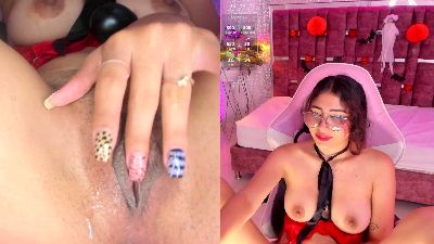 RossieGames webcam model stream image