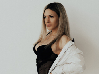 KendraRock webcam model stream image