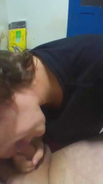 SouUber webcam model stream image