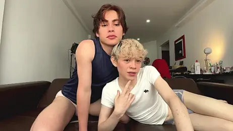 maple_and_elio webcam model stream image