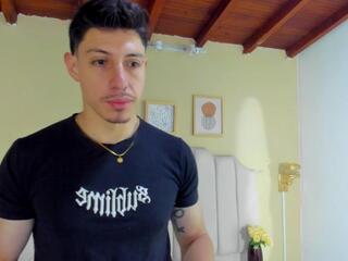 Angeel Gold webcam model stream image