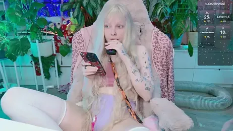 cutelittlepuff webcam model stream image