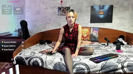 KagamiTayga webcam model stream image