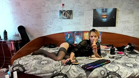 KagamiTayga webcam model stream image