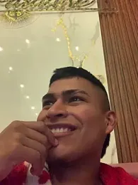 Emiliano_Reyes webcam model stream image