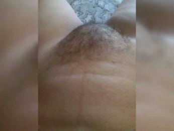 bulochka733 webcam model stream image