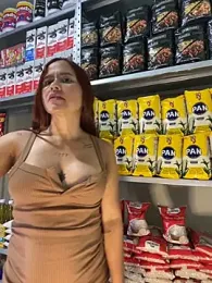 Queen_lorena webcam model stream image