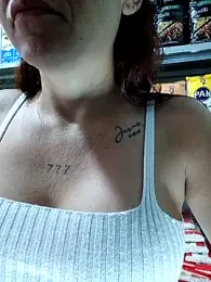 Queen_lorena webcam stripchat model stream image