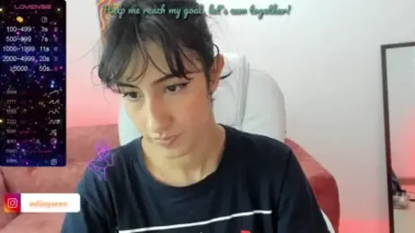 AvlieQueen webcam model stream image