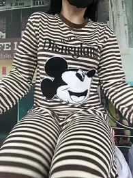 Meii-meyy webcam model stream image