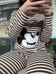 Meii-meyy webcam model stream image