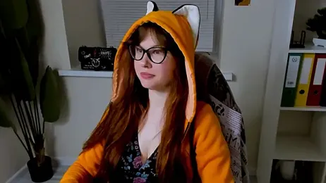 CarolGiggly webcam model stream image