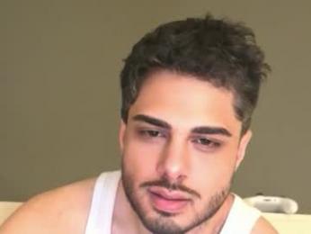 puffishere webcam model stream image