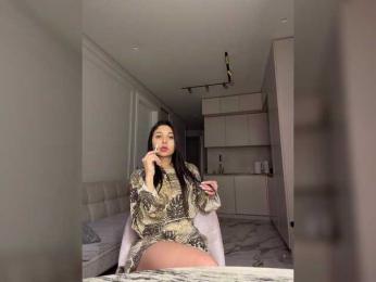 MolliKiana webcam model stream image