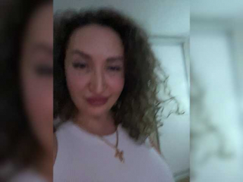 AmeliaTyan webcam bongacams model stream image