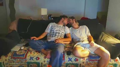 GuilleYLeo webcam model stream image