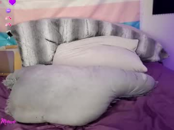 mesmerized_mowo webcam model stream image