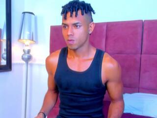 Axeel King webcam model stream image