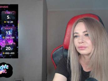 -Cinamonn- webcam model stream image