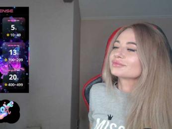 -Cinamonn- webcam model stream image