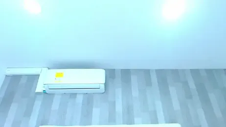 LeahMillerr webcam model stream image