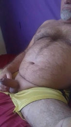 Bearoliverpcd webcam model stream image