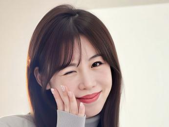 LilyWise webcam livejasmin model stream image