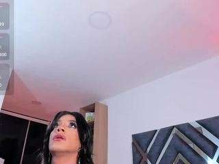 nicollealexandra webcam model stream image