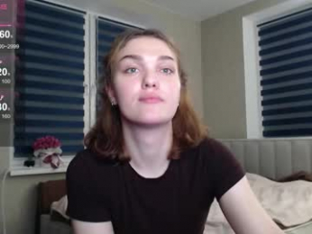 emiliarhodes webcam model stream image