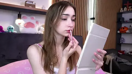 PollyBeev webcam model stream image