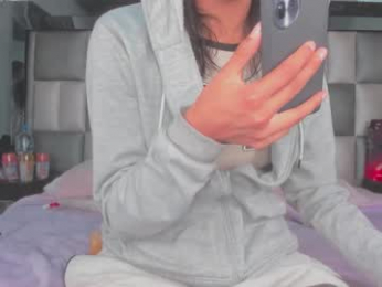 emma__js_ webcam model stream image