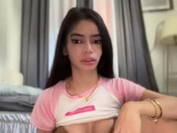 ur_queen_jian webcam model stream image