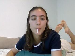 Alma Queen webcam model stream image