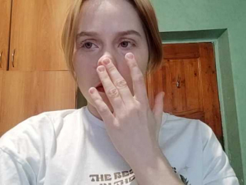 AveryFleurent webcam model stream image