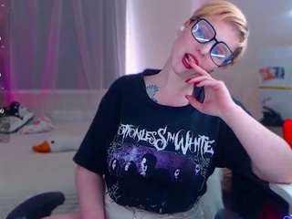 missseverina webcam model stream image