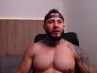 Lian Jones webcam flirt4free model stream image