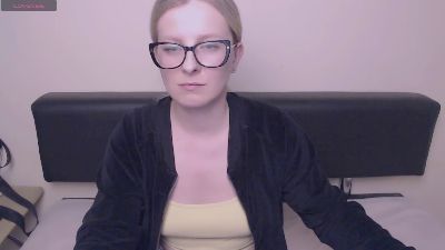 VanillaX_ webcam model stream image