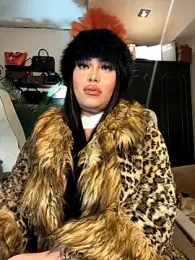 BigDominaMia webcam model stream image