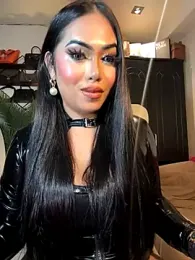 BigDominaMia webcam model stream image